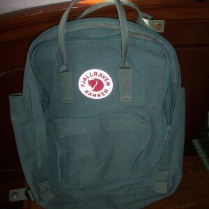 Fjallraven Kanken Backpack Spruce Green Classic Bag Laptop Hiking School Travel